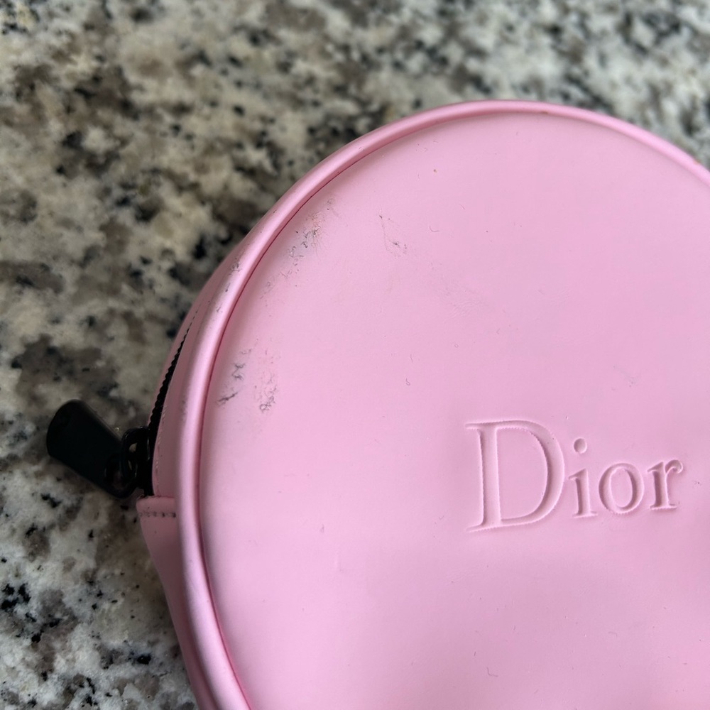 Dior Round Vanity in pink - Picture 6 of 6